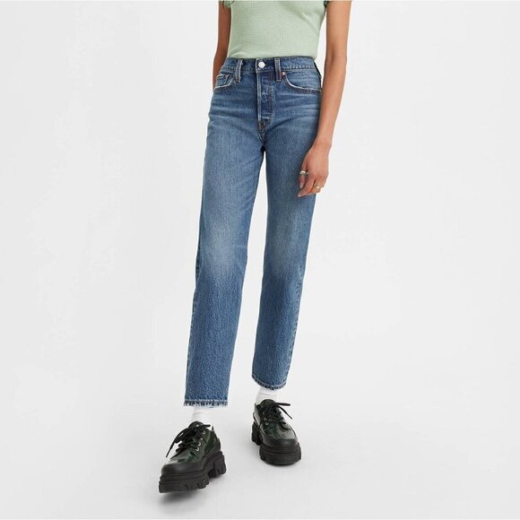 Levi's Premium Big E Wedgie Straight Medium Wash Button Fly Mom Jeans Women's 26 - Picture 1 of 13